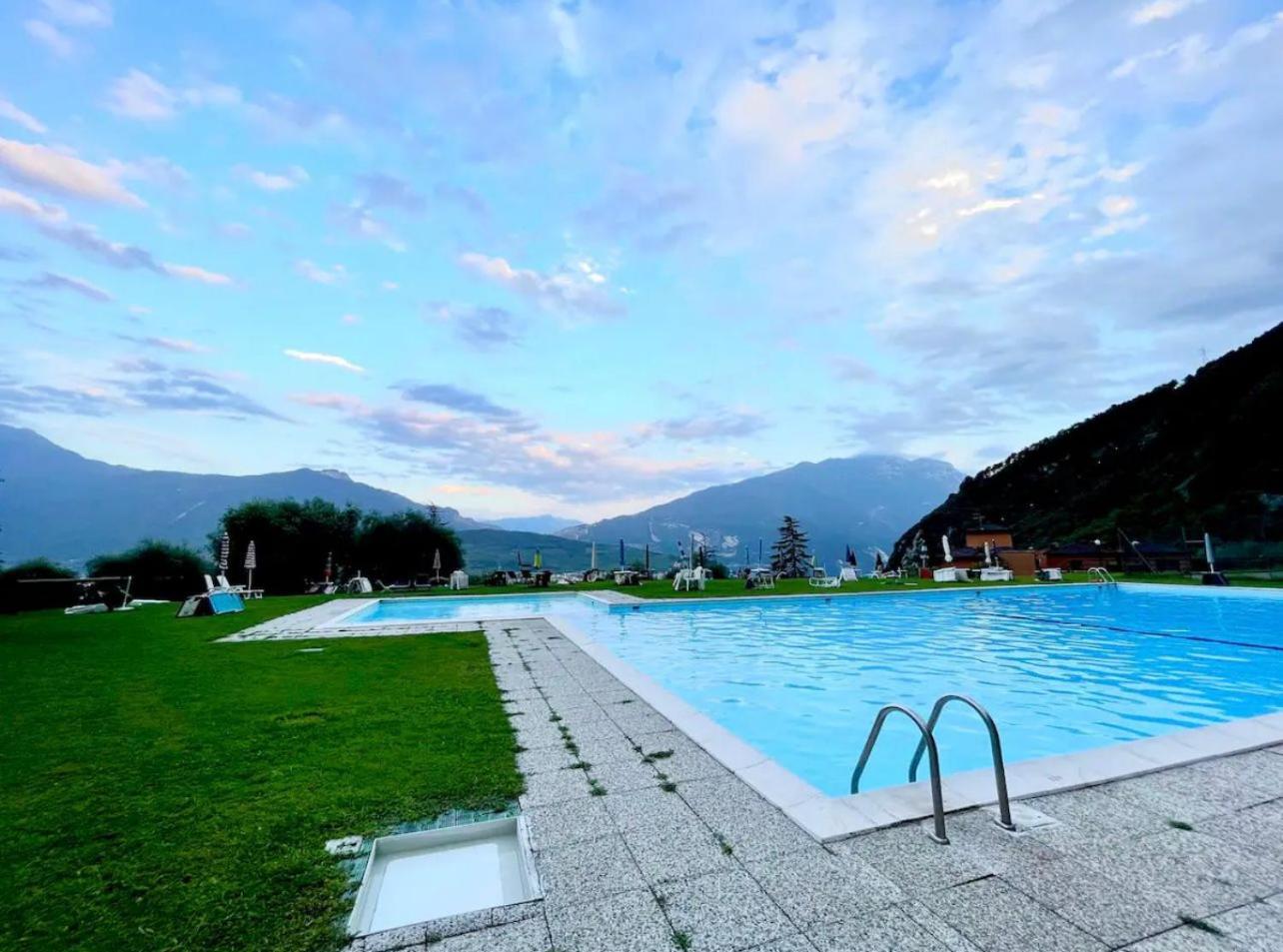 Casa Segantini - Panorama Pool Apartment Gavazzo Nuova Luaran gambar