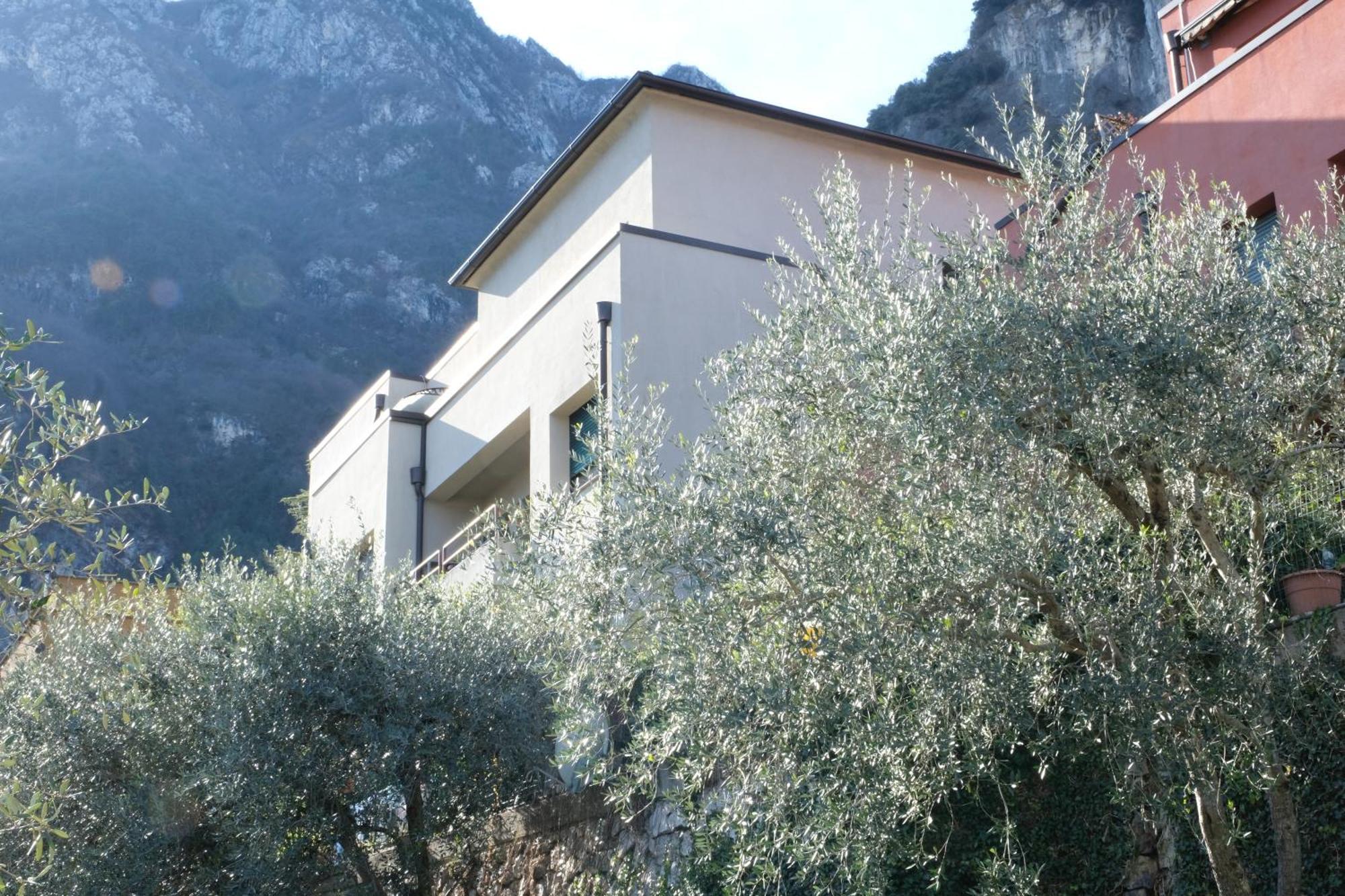 Casa Segantini - Panorama Pool Apartment Gavazzo Nuova Luaran gambar