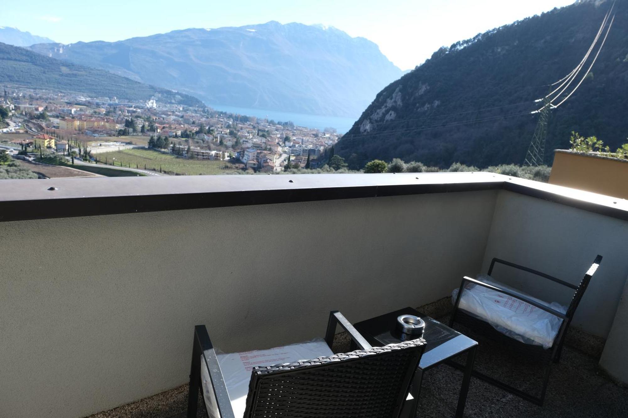 Casa Segantini - Panorama Pool Apartment Gavazzo Nuova Luaran gambar