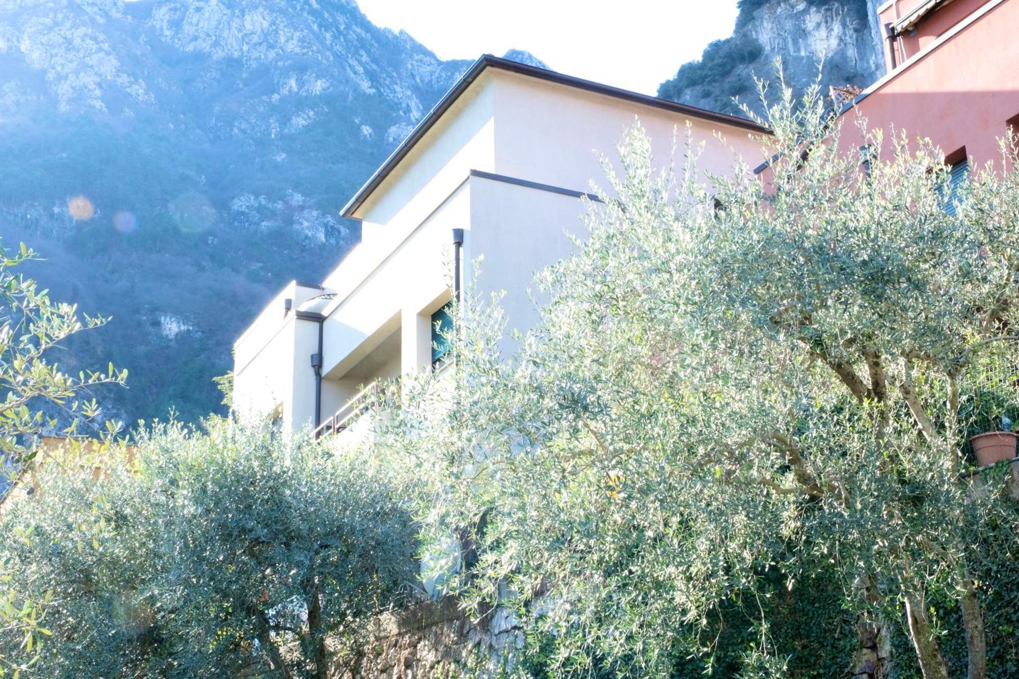 Casa Segantini - Panorama Pool Apartment Gavazzo Nuova Luaran gambar